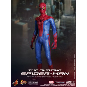 The Amazing Spider Man Sixth Scale Figure 30cm